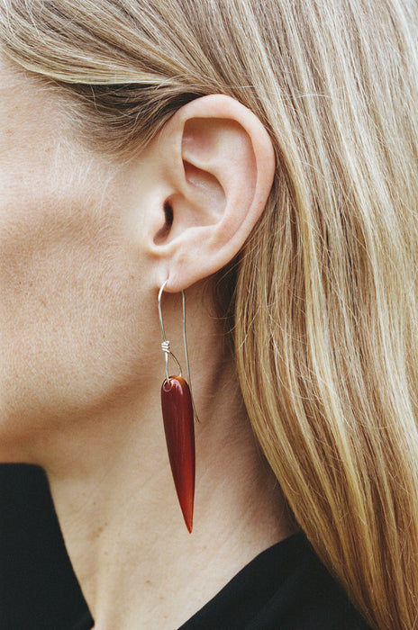 SOPHIE BUHAI<br>SPEAR EARRINGS IN CARNELIAN