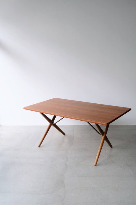 HANS J WEGNER<BR>AT303<BR><BR>SOLD OUT