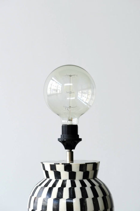 VINTAGE BLACK AND WHITE DESK LAMP<BR><BR>SOLD OUT