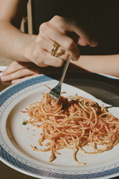 SOPHIE BUHAI<br>GOLD SNAKE RING