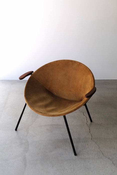 HANS OLSEN<BR>BALLON CHAIR<BR><BR>SOLD OUT