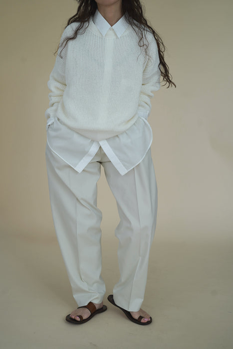 CRISTASEYA<br>WASHI PAPRE DROPSHOULDER CROPPED SWEATER<br>in WHITE