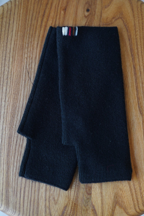 EXTREME CASHMERE<br>n°391 moufle<br>in RAVEN