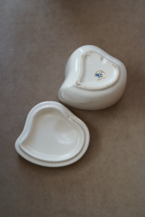 VINTAGE<BR> HALSTON by ELSA PERETTI <BR> CERAMIC HEART DISH /LID TALL