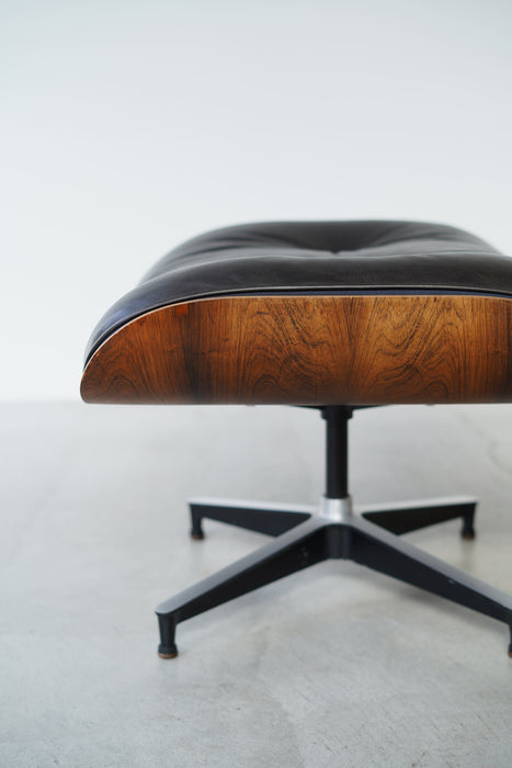 CHARLES & RAY EAMES<BR><BR> LOUNGE CHAIR & OTTOMAN<BR><BR>SOLD OUT