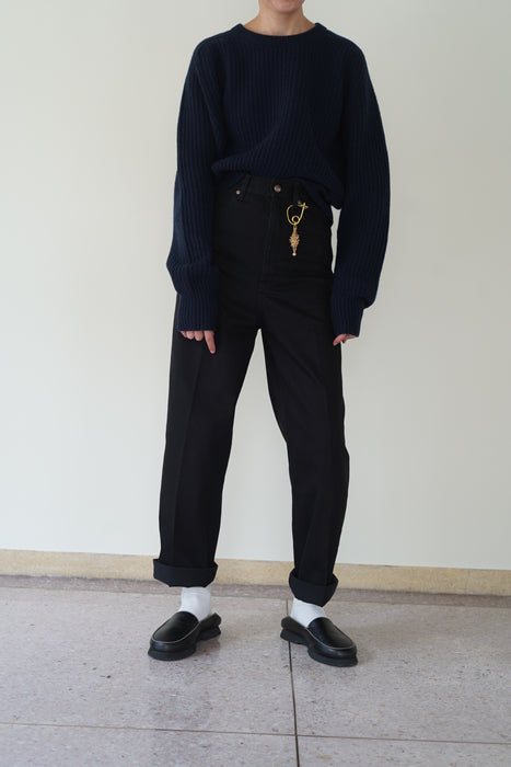 CRISTASEYA<br>HIGH WAISTED BLACK DENIM