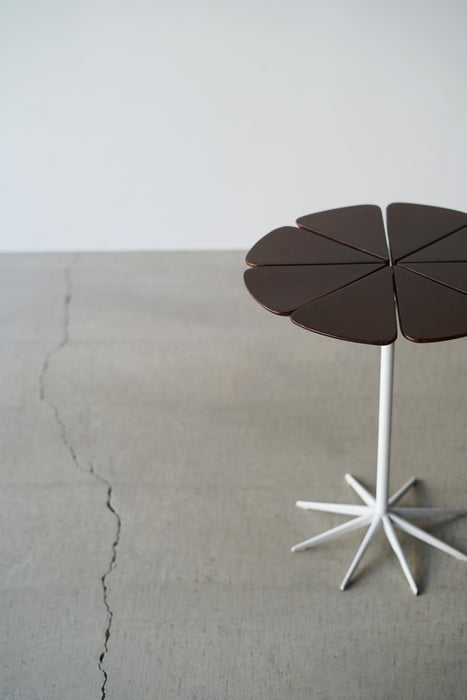 RICHARD SCHULTZ<BR>PETAL SIDE TABLE