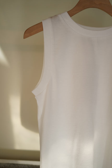 pelleq<br>standard sleeveless T