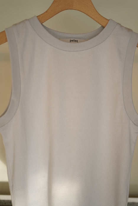 pelleq<br>standard sleeveless T