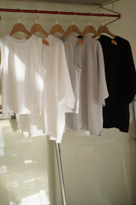 pelleq<br>standard sleeveless T