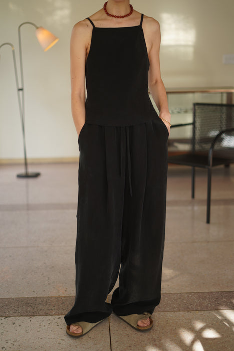 pelleq<br>black camisole