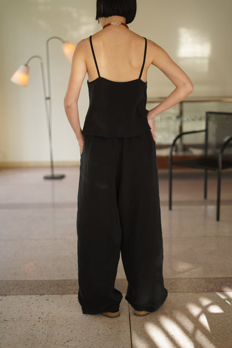 pelleq<br>black camisole