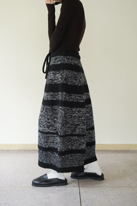 CRISTASEYA<br>MAXI MELANGE LONG SKIRT <br><br>SOLD OUT