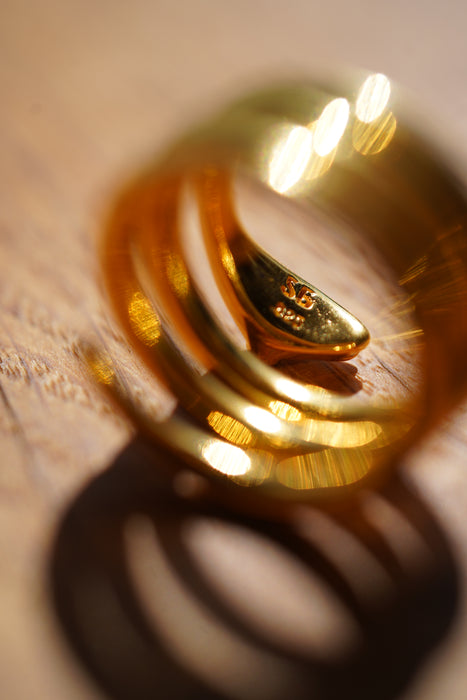 SOPHIE BUHAI<br>GOLD SNAKE RING