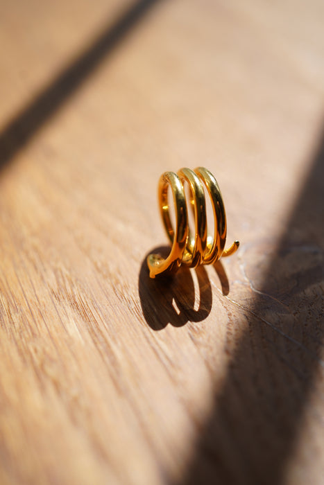 SOPHIE BUHAI<br>GOLD SNAKE RING