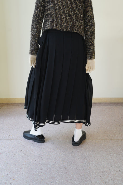 JUNYA WATANABE<BR>SHEER PLEATED SKIRT