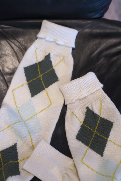 FUMIKA_UCHIDA<BR>CASHMERE ARGYLE KNITTED WARMERS <br><br>SOLD OUT