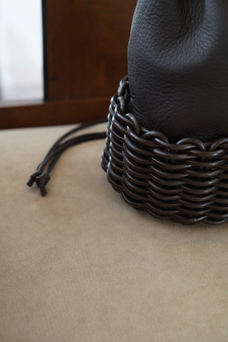 AETA x CRISTASEYA<br>LEATHER BASKET MEDIUM BAG