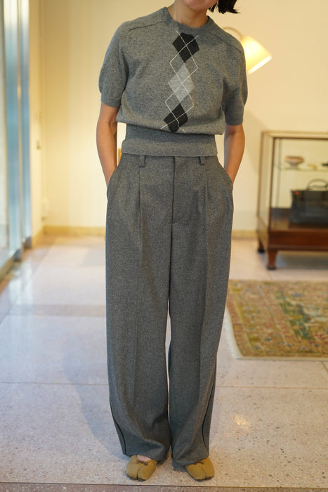 pelleq<br>double tuck trousers<br>in GRAY <BR><BR>SOLD OUT