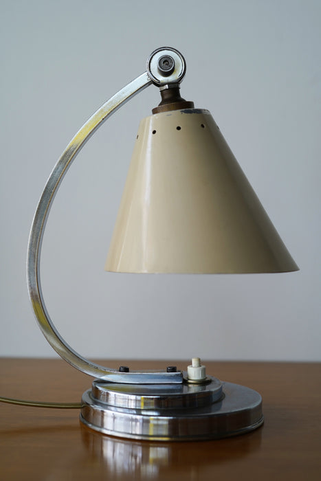 G.V.DEPOSE<BR>VINTAGE FRENCH DESK LAMP<BR><BR>SOLD OUT