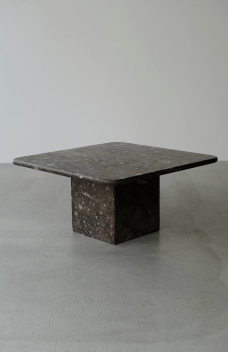 FOSSIL STONE SIDE TABLE<BR><BR>SOLD OUT