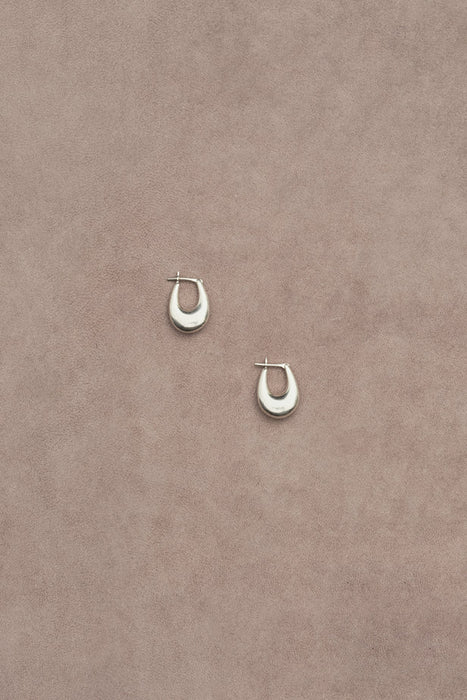 SOPHIE BUHAI<br>SMALL ETRUSCAN HOOPS