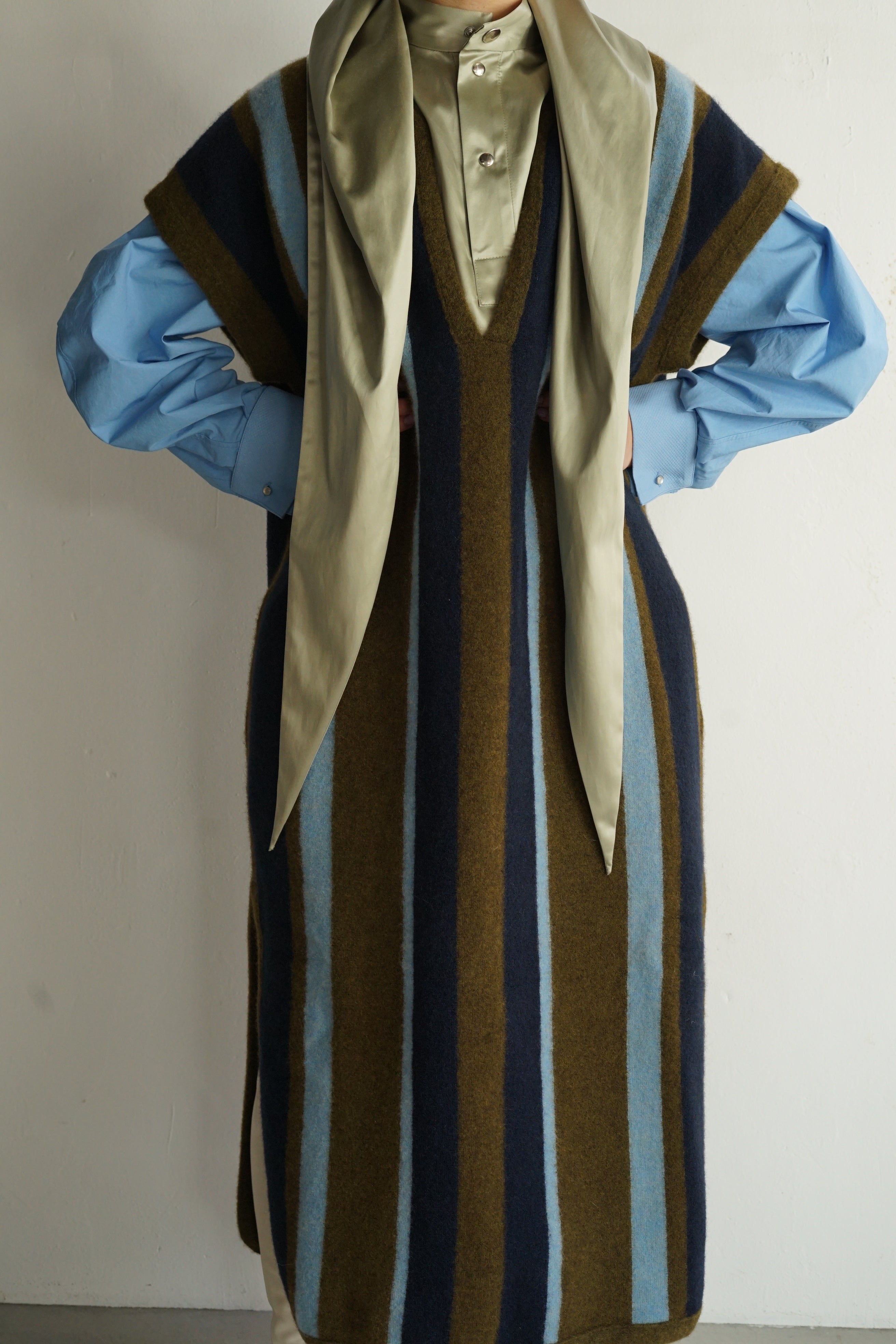 CRISTASEYA, MERINOS WOOL AND YAK WOOL CAFTAN